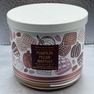 Bath & Body Works Pumpkin Pecan Waffles 3 Wick Candle